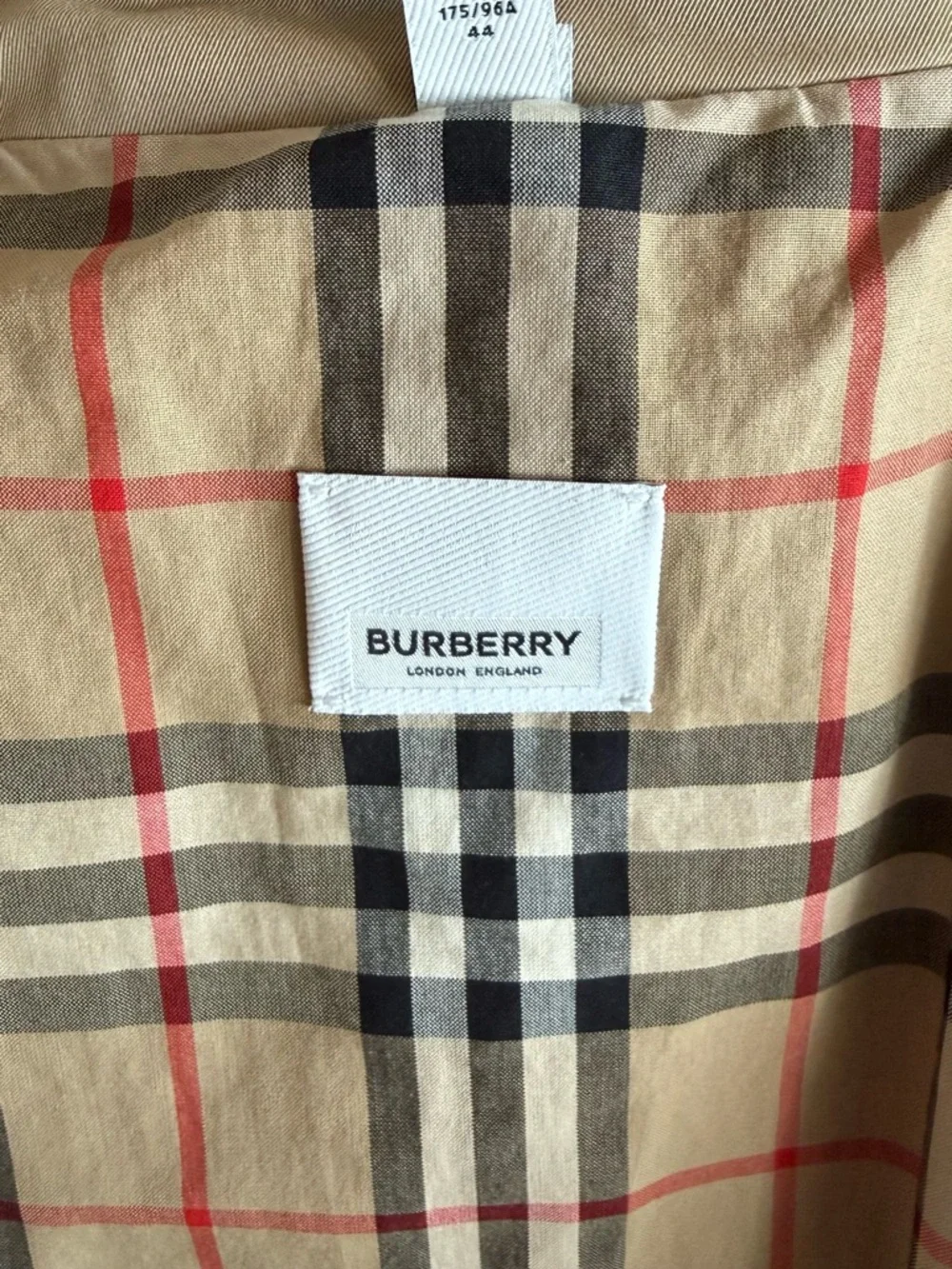 Burberry Classic Check Jacket Lining in Beige, Black and Red - Picture 3 of 10